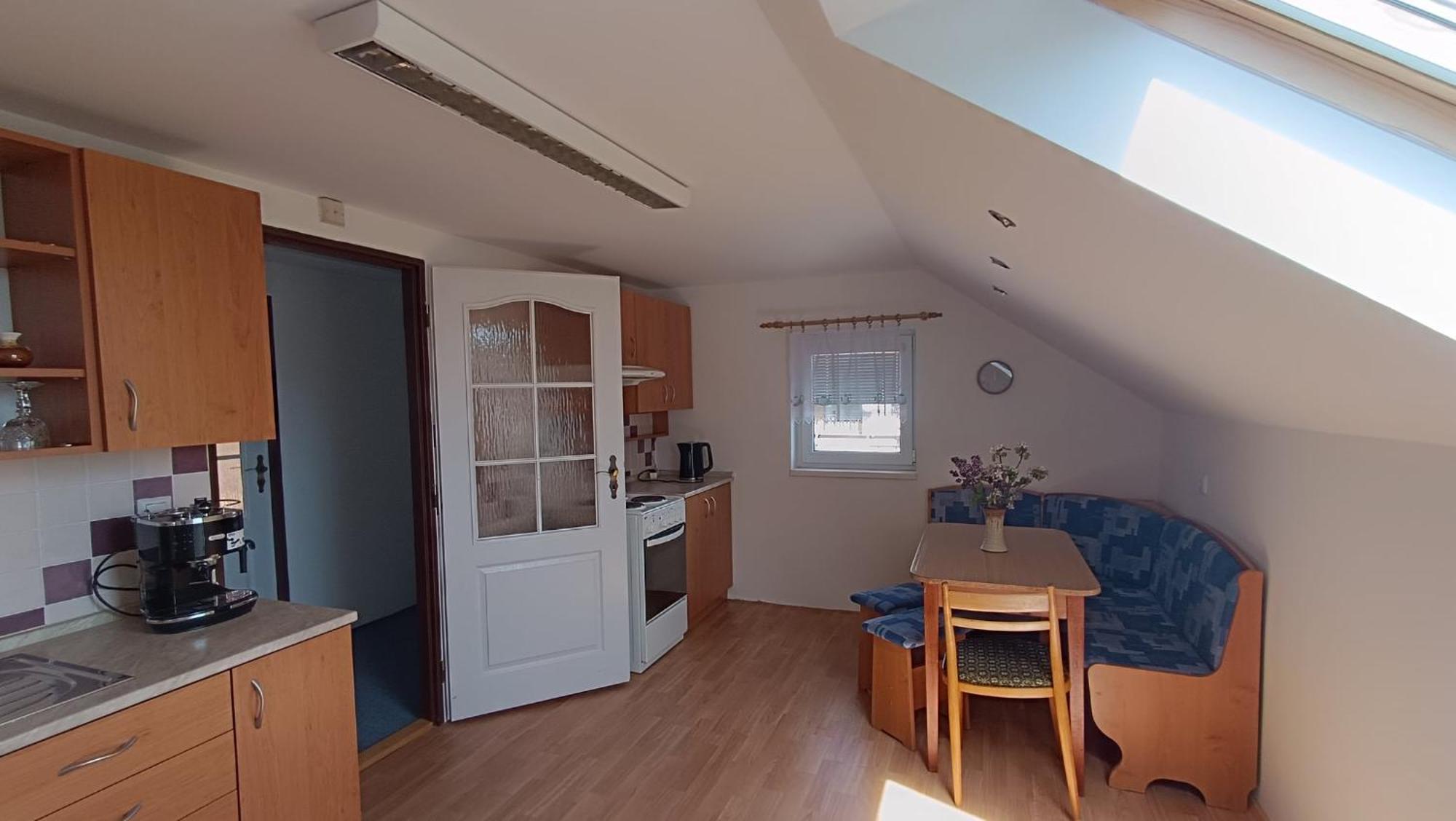 Apartment Vcelakov ภายนอก รูปภาพ